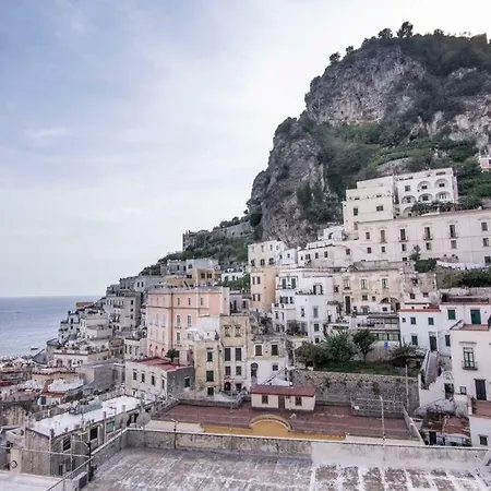 La Casa Del Capitano